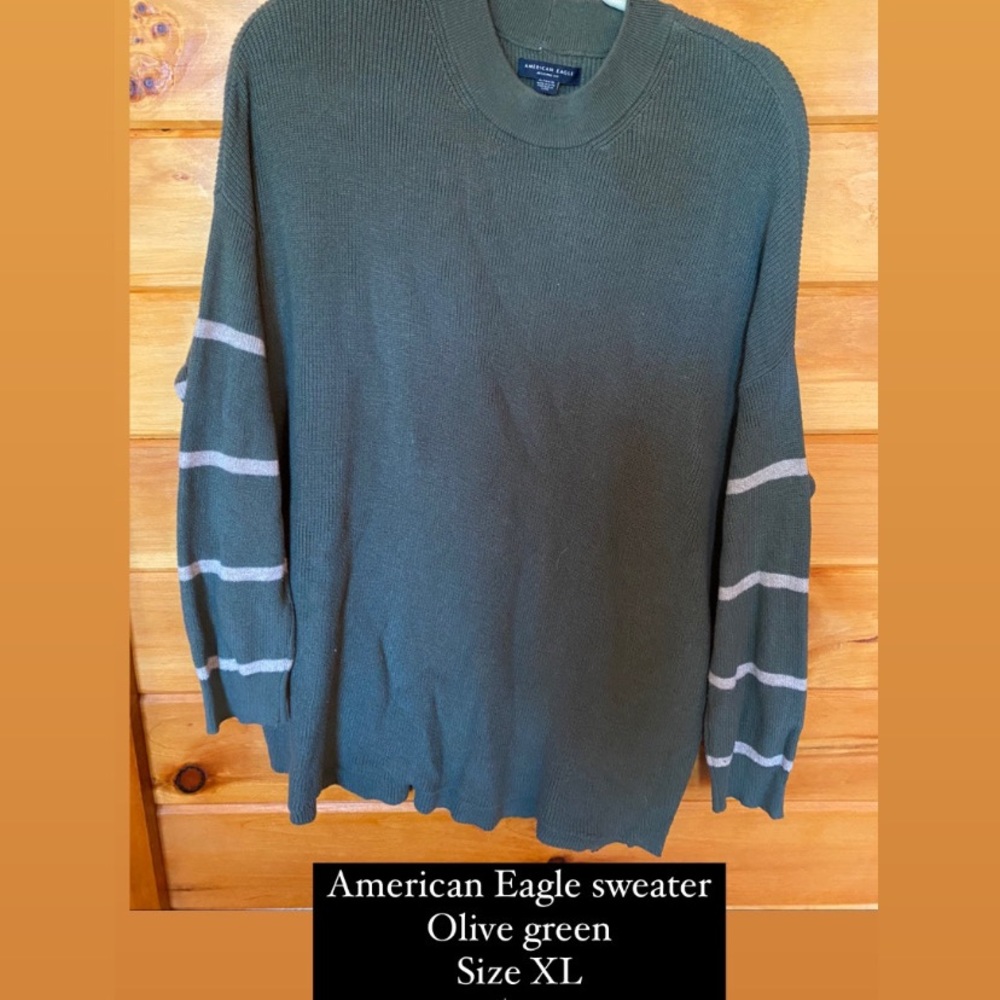 American Eagle sweater